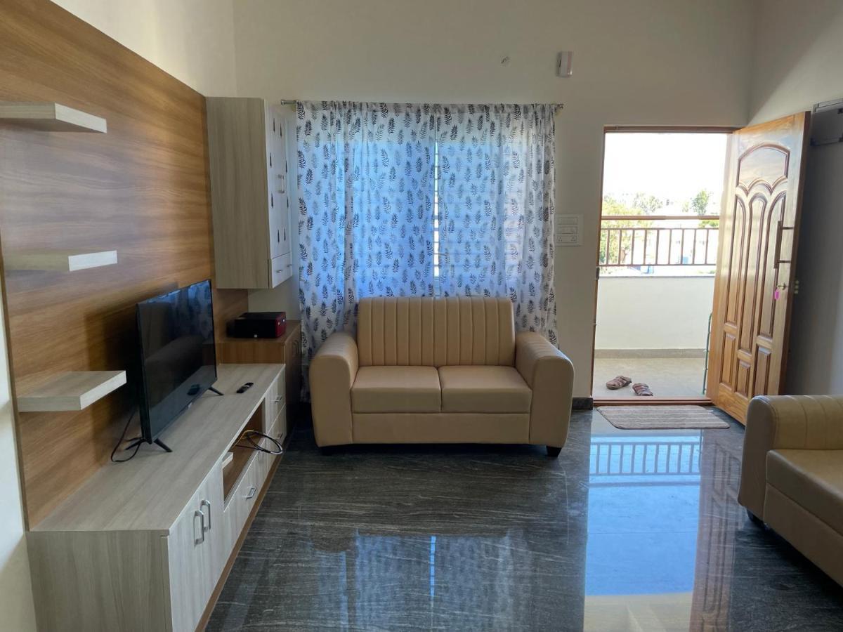 Sagar Niwas-1Bhk And 2Bhk Short Stay Flats - Nh Hcl Ec Bommasandra Bangalore Dış mekan fotoğraf